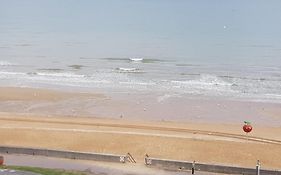 Appartement Liza 2 Pieces Vue Mer A Cabourg